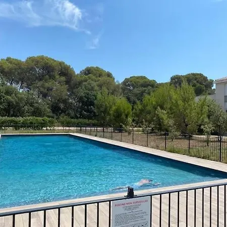 3 Pieces Jardin Prive Et Piscine לה-לונד-לה-מורה